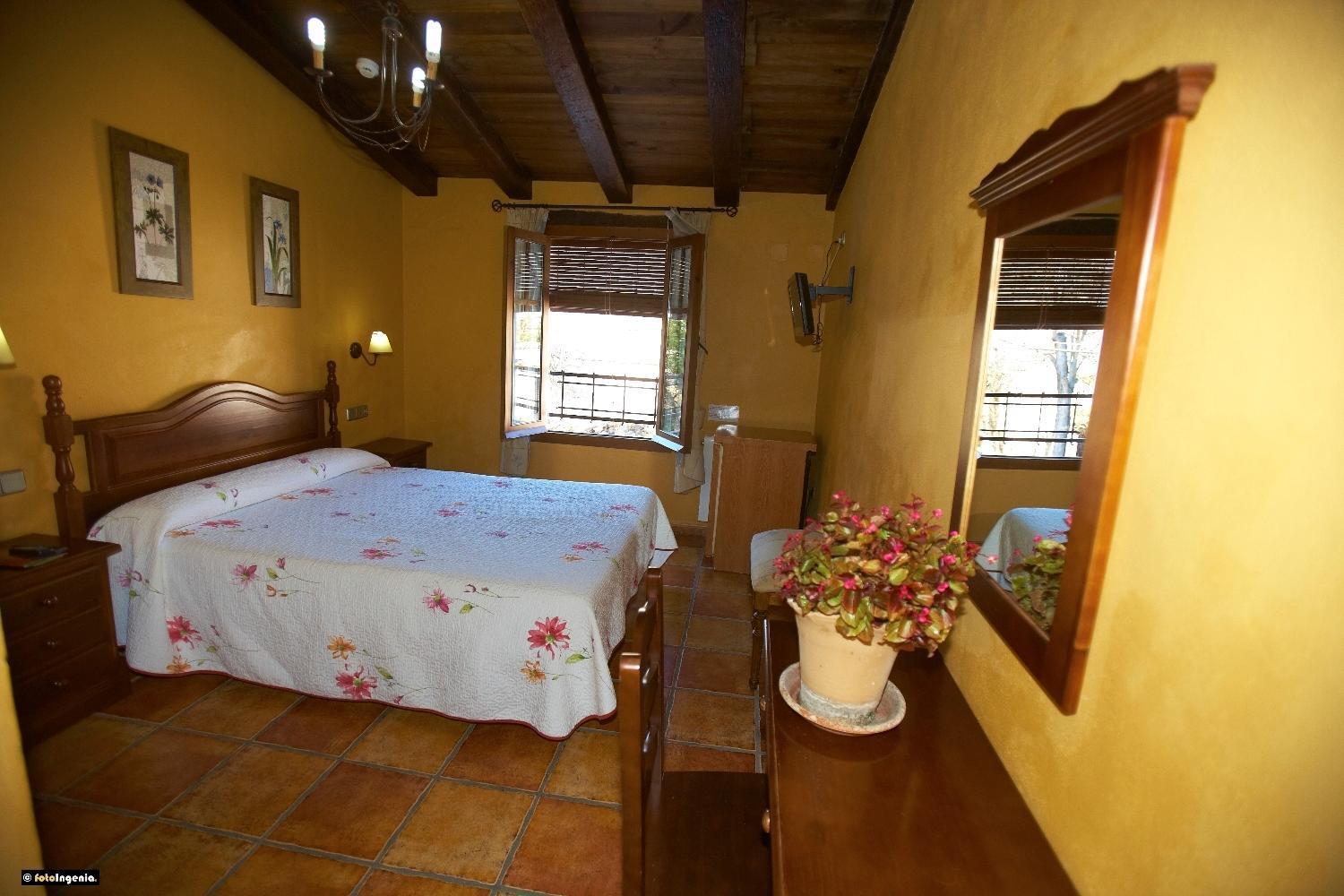 אל בוסקה Hotel Enrique Calvillo מראה חיצוני תמונה