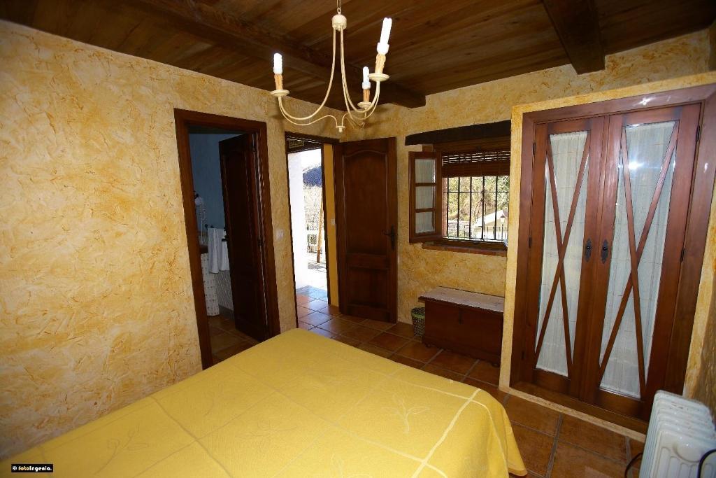 אל בוסקה Hotel Enrique Calvillo חדר תמונה